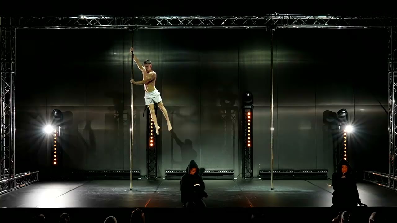 1st Place   Art Mężczyźni   Semi   Pro   Kacper Bugajski   Pole Dance Show 2025