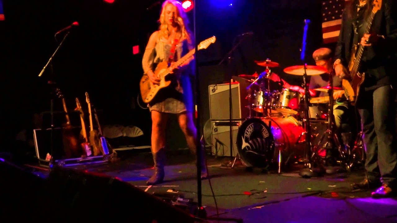 Samantha Fish - smoldering version of  - I PUT A SPELL ON YOU -
