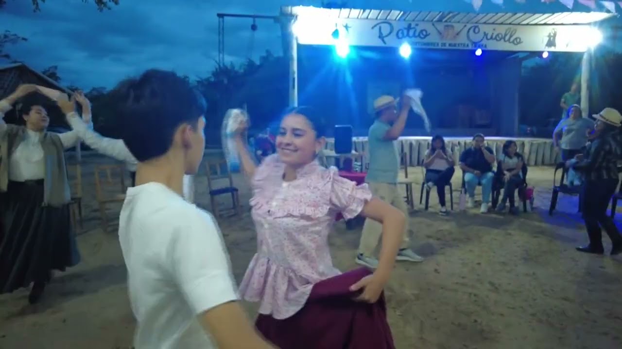 DUO QUERENCIA - BAILAR  UNA ZAMBA Video Oficial 