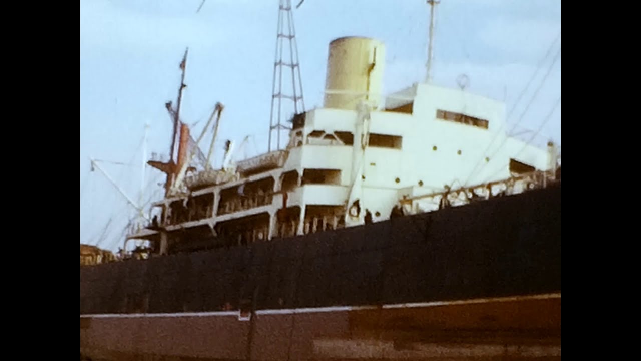 London Docks 1962