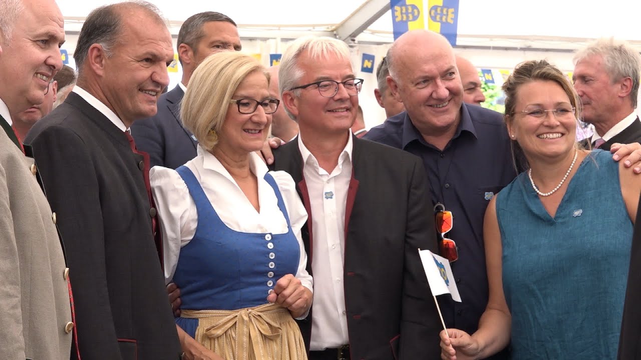 100 Jahre NÖ - Bezirksfest in Bruck an der Leitha