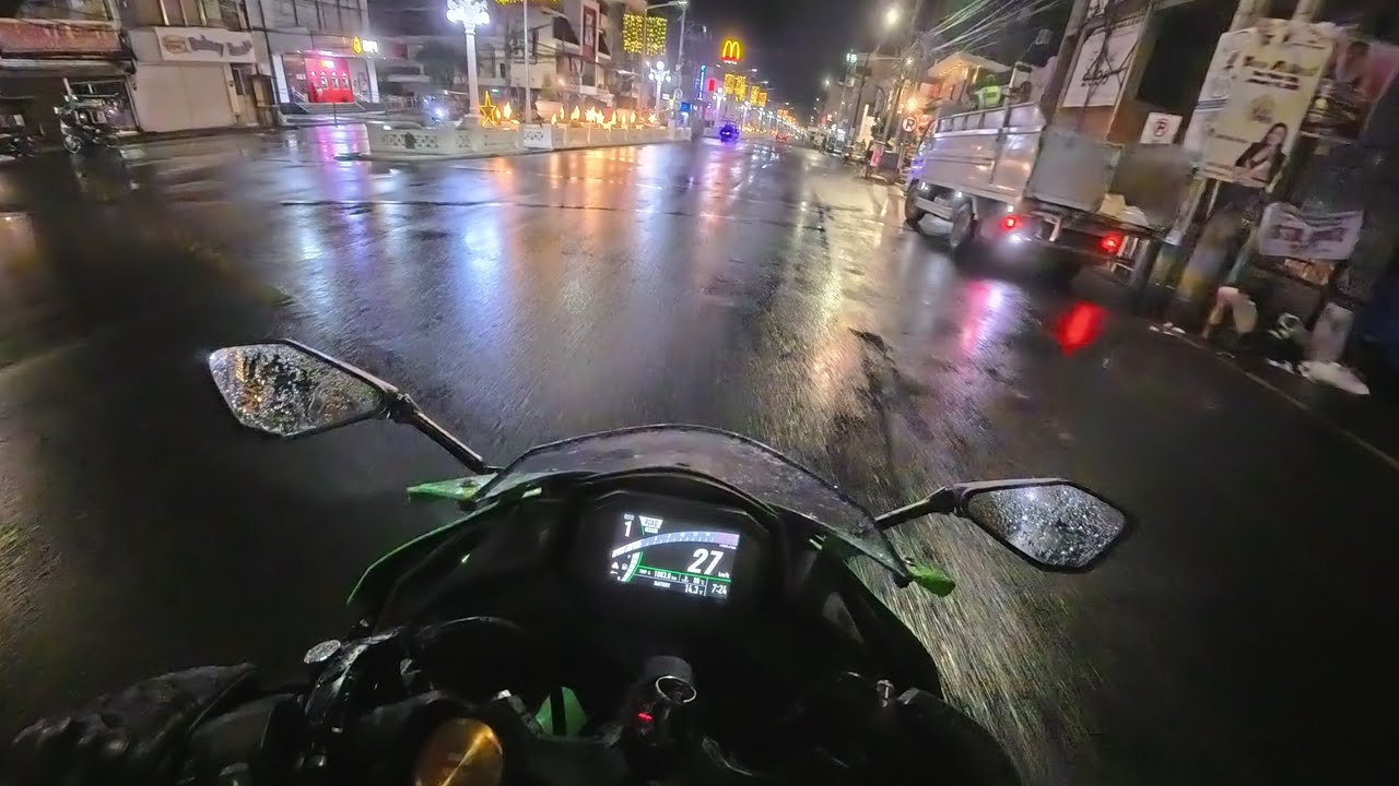 Rain-Soaked Night Ride | City Lights & Engine Sounds