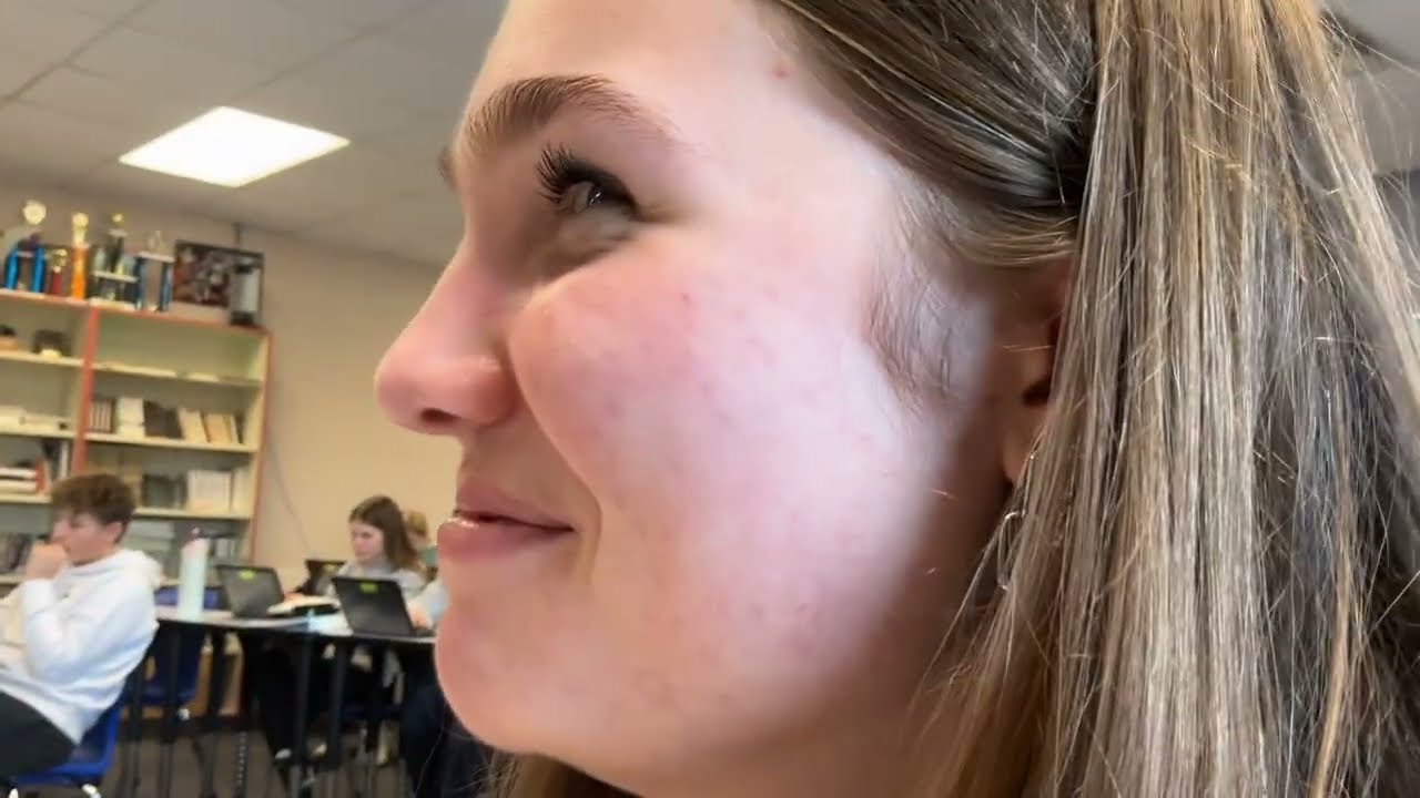 Elle’s vlog of the day!!! 