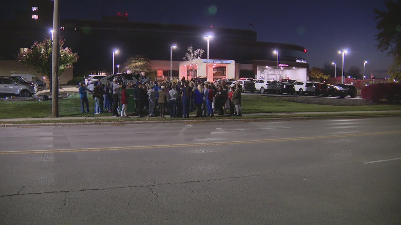 Nurses at Joliet hospital rally over staffing concerns