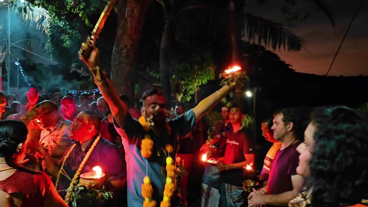 PREVEN MOODLEY LIVE at the Ambalavanar Alayam Durban South Africa. (2nd river)