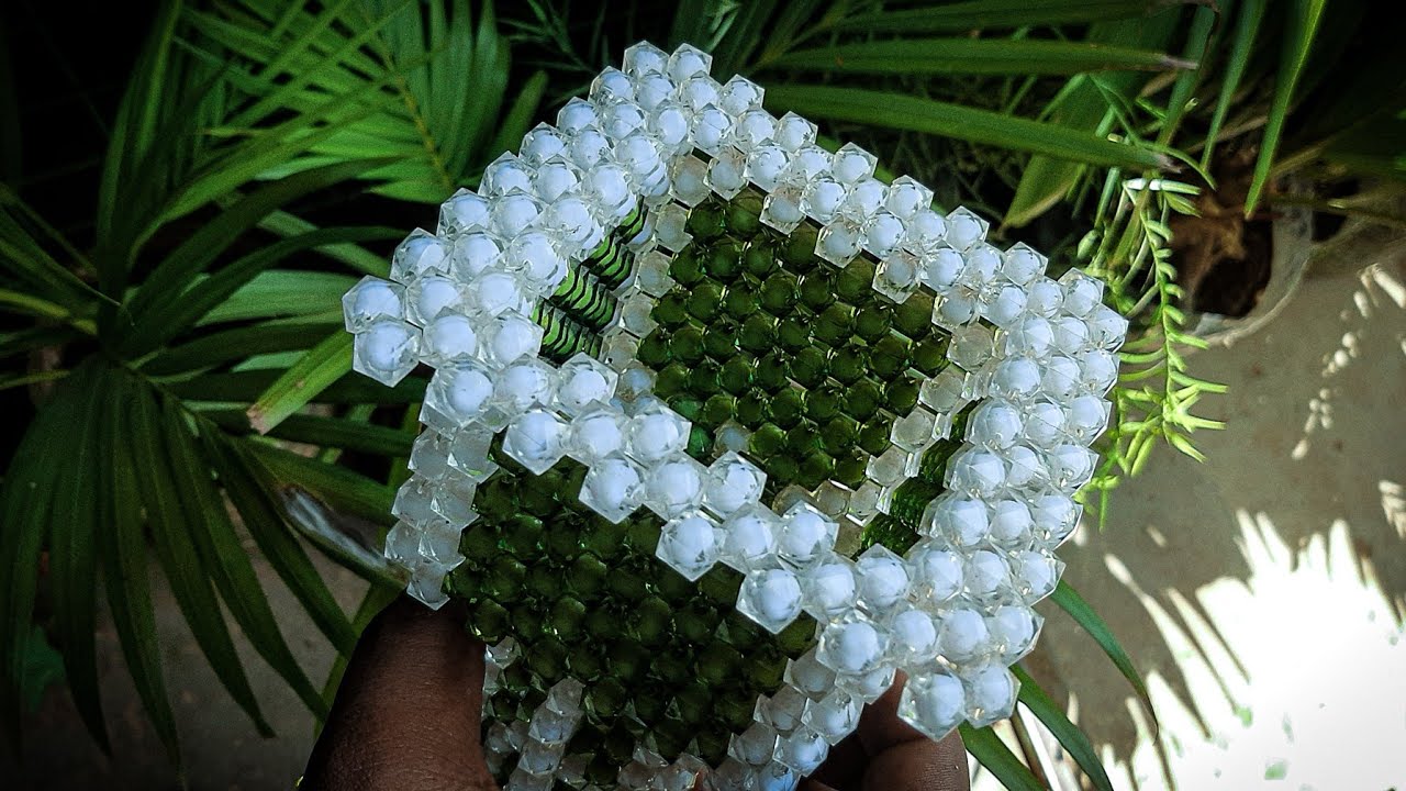 Elegant Green & White Beaded Vase – Handmade Beauty from Kenya 🇰🇪