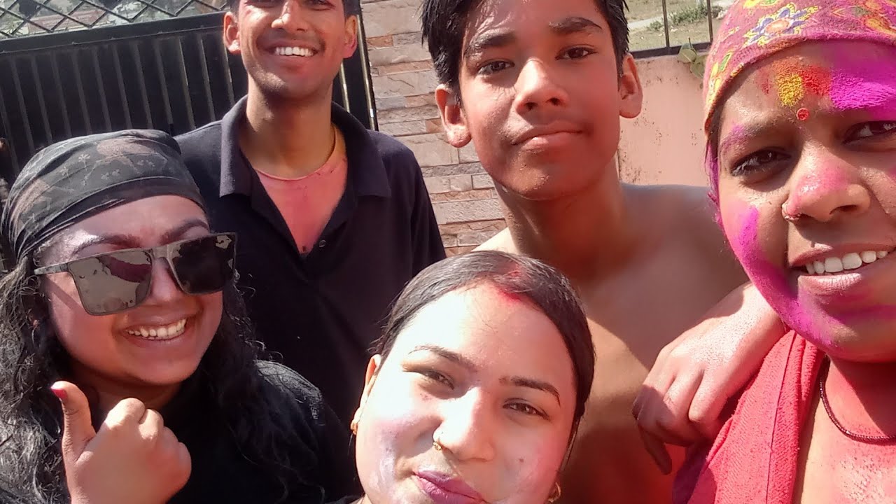 हैप्पी होली हैप्पी होली है आप सभी का स्वागत है मेरी लाइव  में #live video Radhe Radhe sabhi ko 🔴🙏⁉️