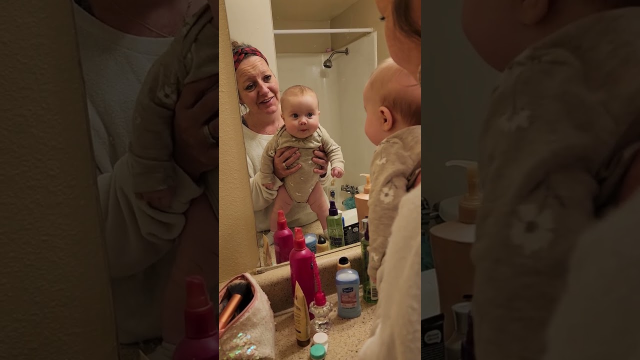 mirror baby