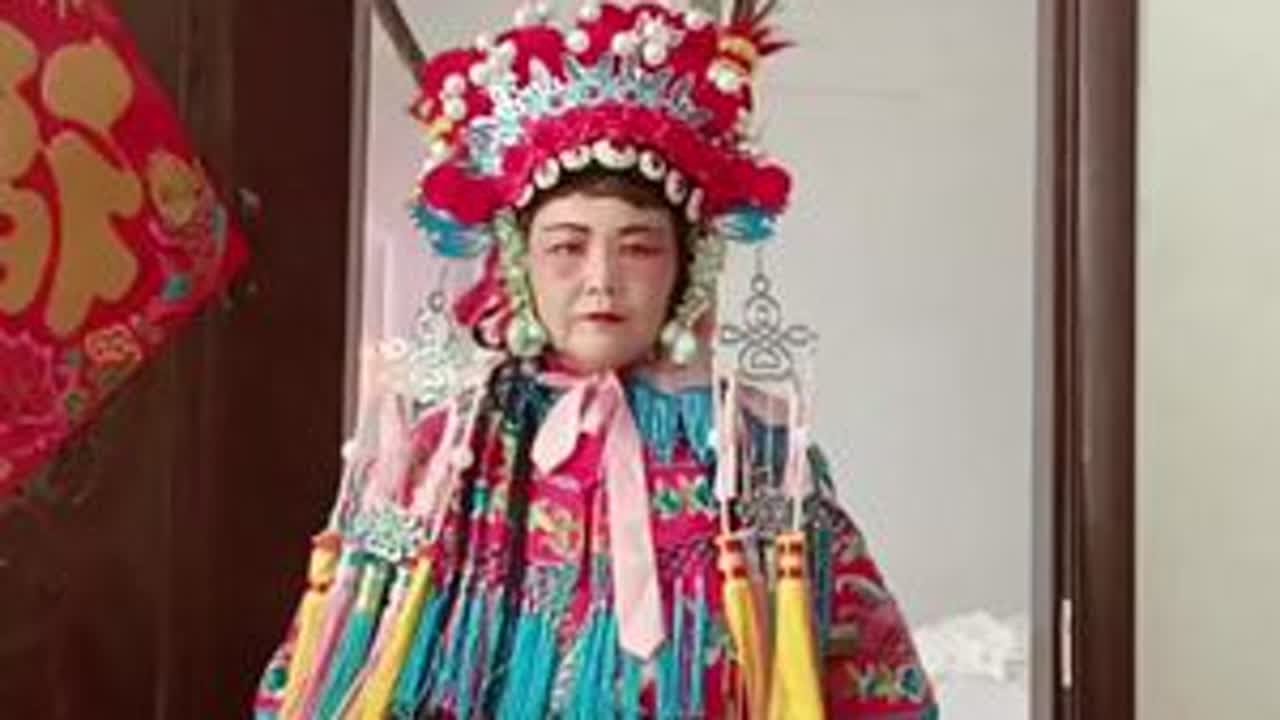 #一笑解千愁，半梦半醒