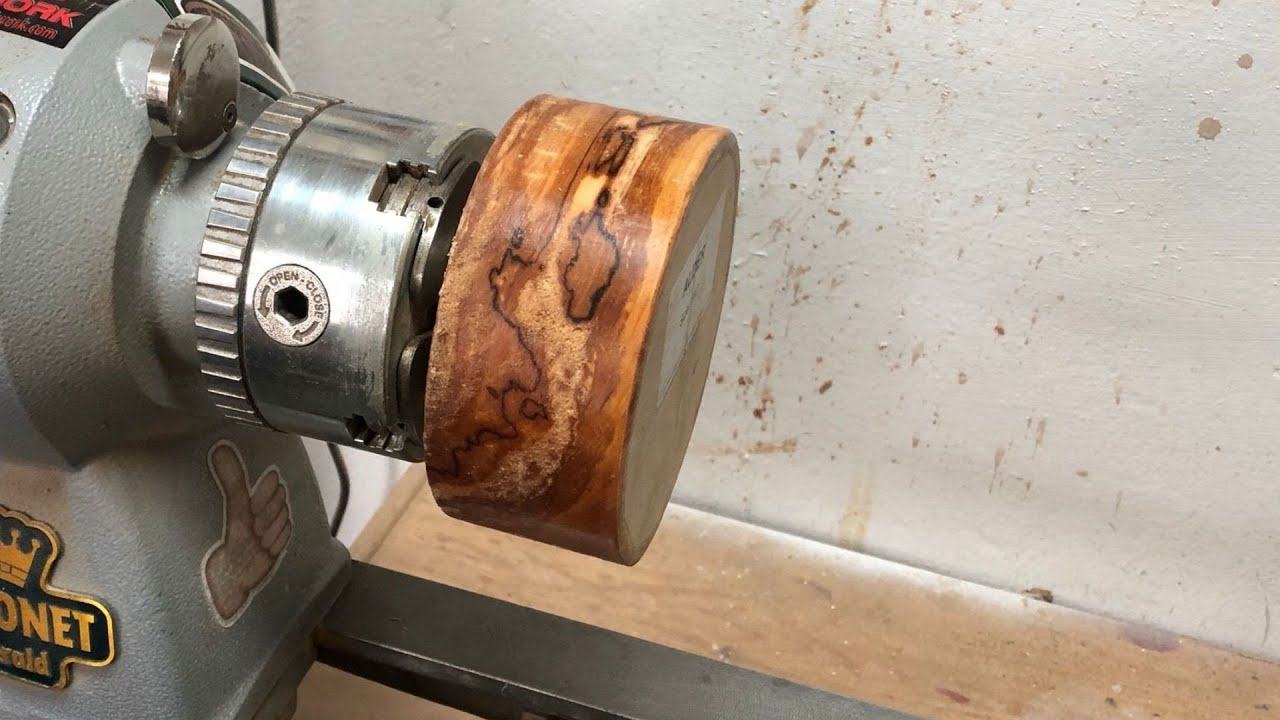 Woodturning | Elder tealight Holder #Tealightchallenge2021