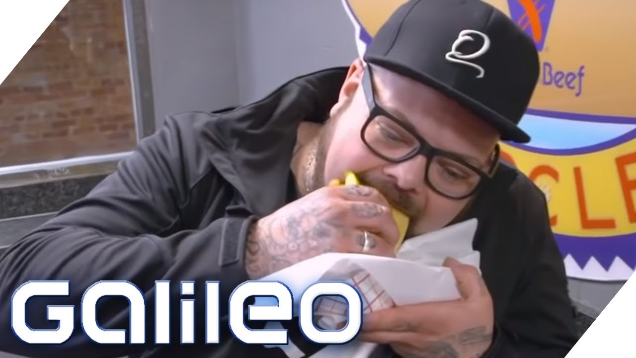 Das unfreundlichste Hot Dog-Restaurant in Chicago: Hier wird jeder beleidigt! | Galileo | ProSieben