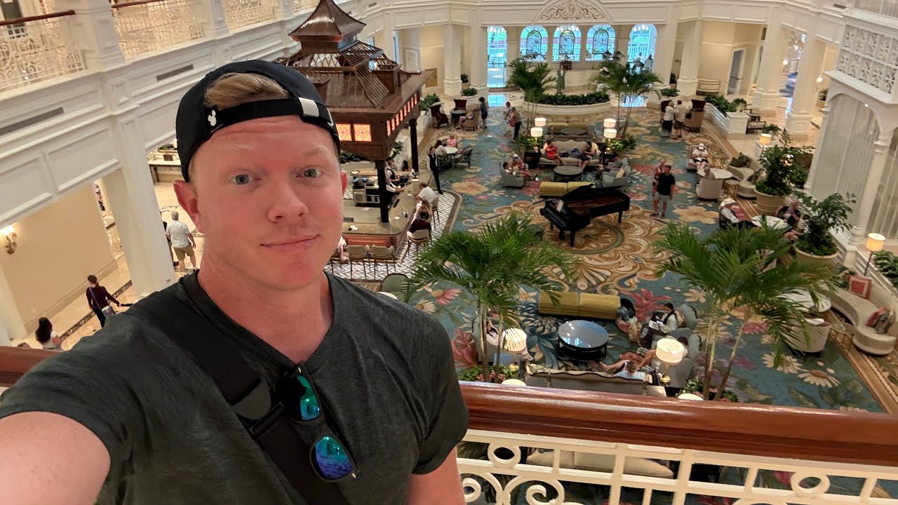 По курортам Walt Disney World! Еда, мерч и отличный вид на фейерверк!