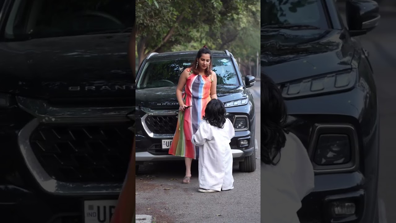 Prank with beautiful girl 😍- larki KY Liye Maje 😱-prank video in Hindi