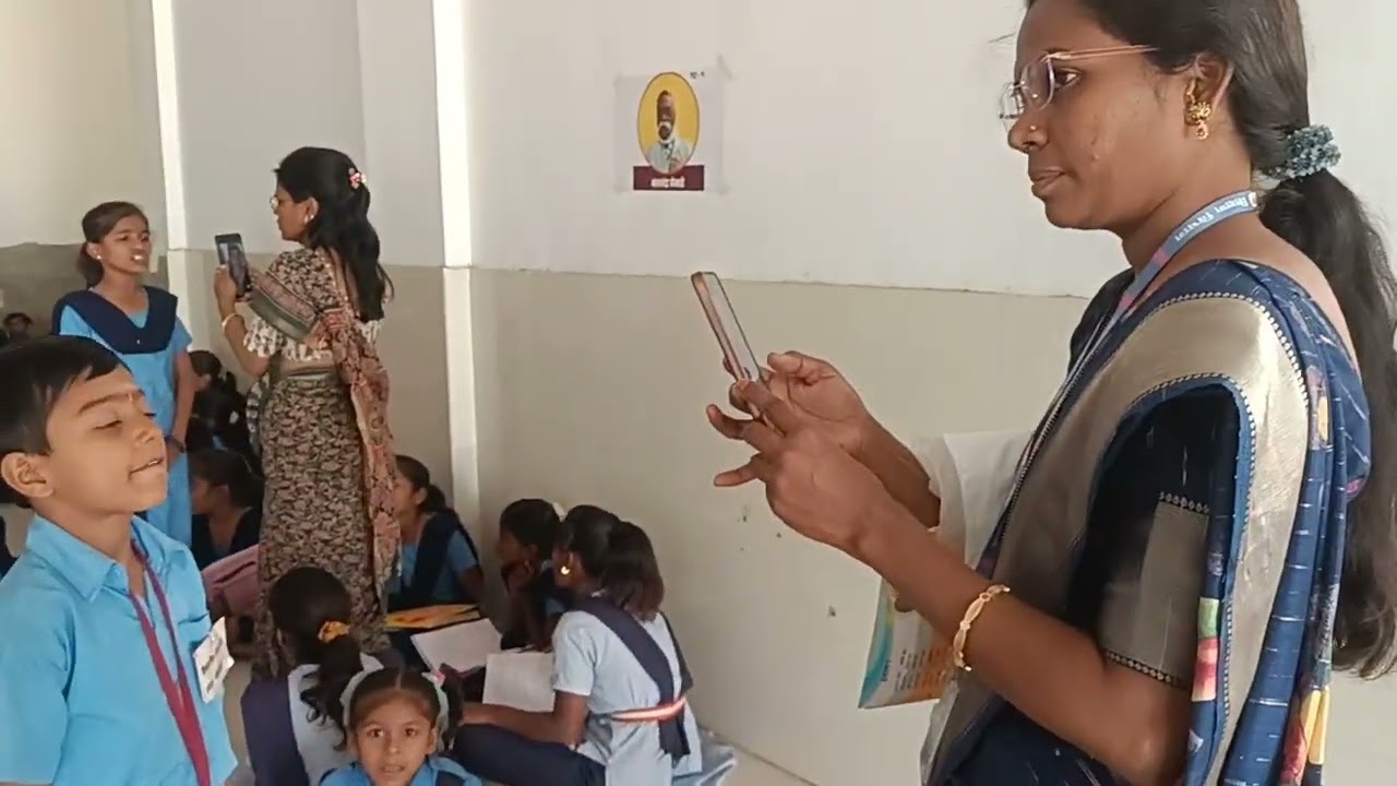 सर्व खूप आशादायी चित्र आहे.
