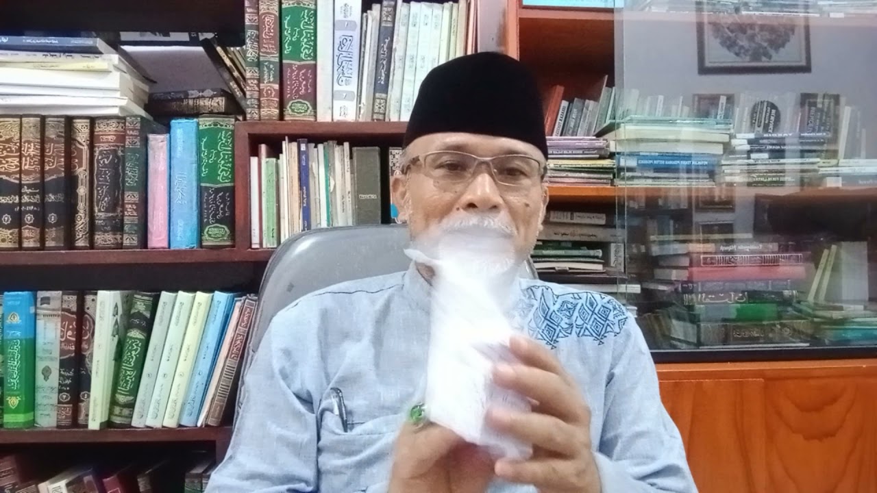 SETENGAH JAM BERGURU PADA ABUYA MUNFASIR CIOMAS BANTEN