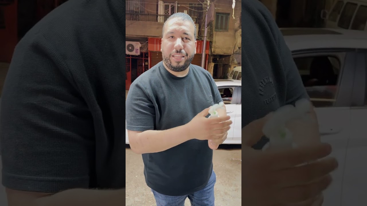 واحد مأجر عربية يوم عادى ...