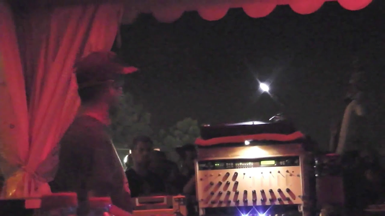 OBF play BURRO BANTON leave it alone : ROTOTOM Dub academy 2014