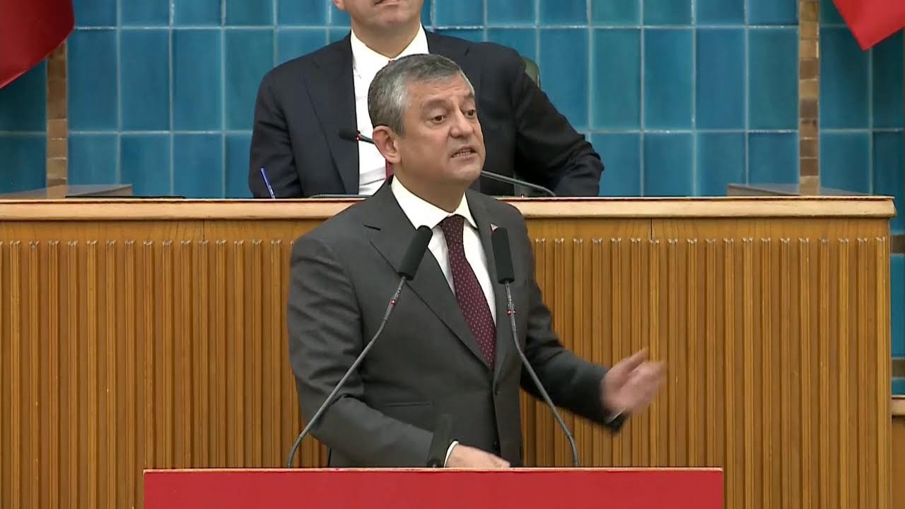 Partimizin grup toplantısını gerçekleştiriyoruz.