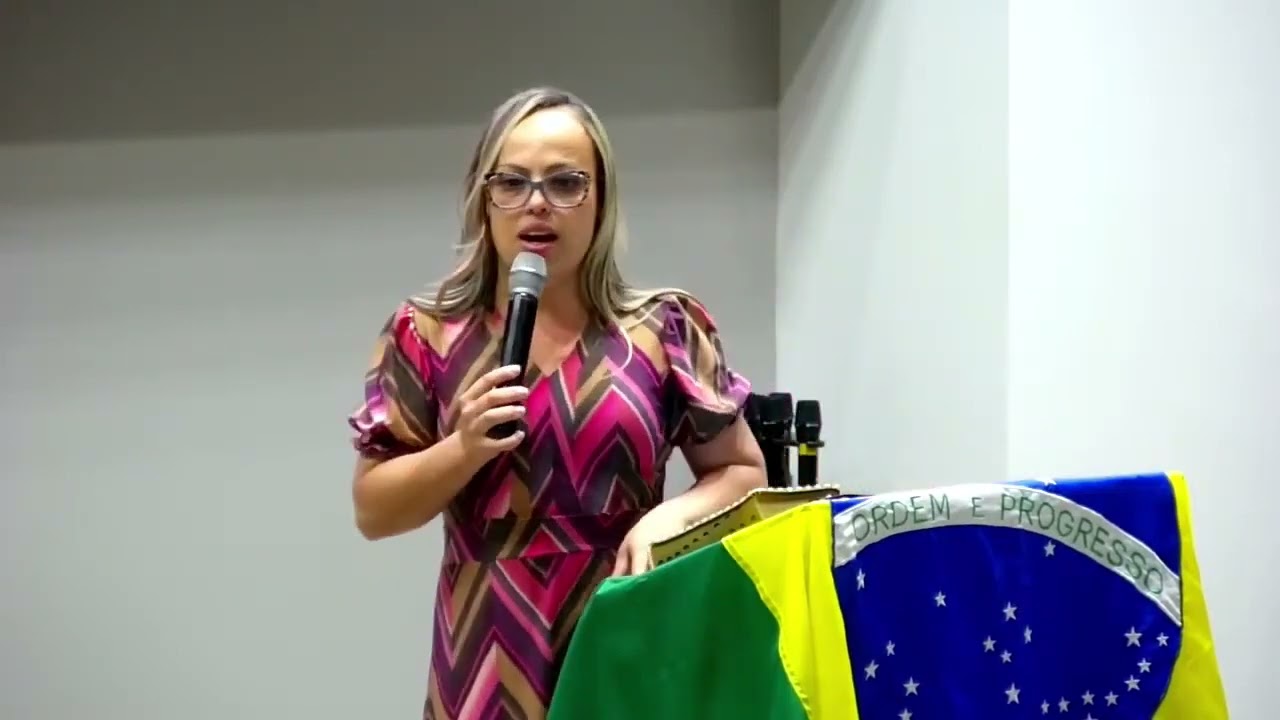 Pr. Adriele Ota vigilia segunda de primeira.  em Goiânia  Sede do ministério vila nova