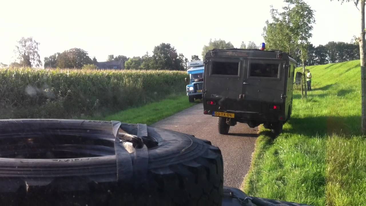 Land Rover Ambulance 109 GWT - Ambuweekend 2011