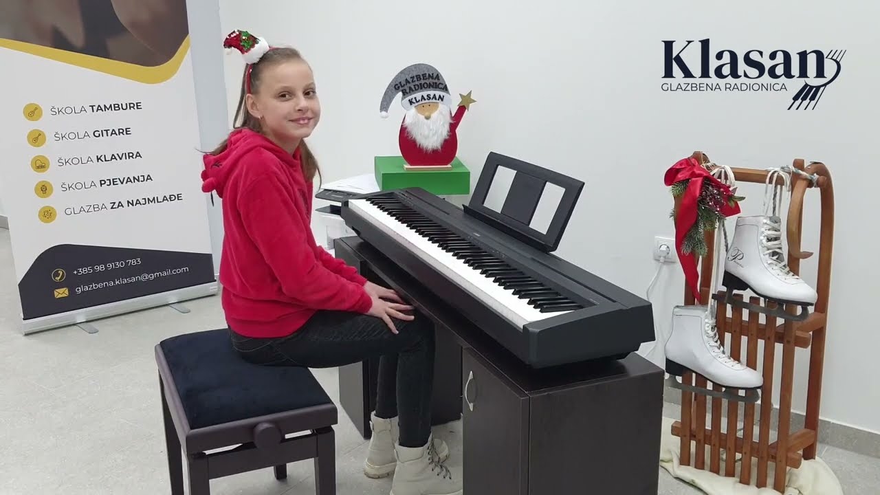 LUCIJA MAJHEN - Radujte se narodi - Pianino Cover