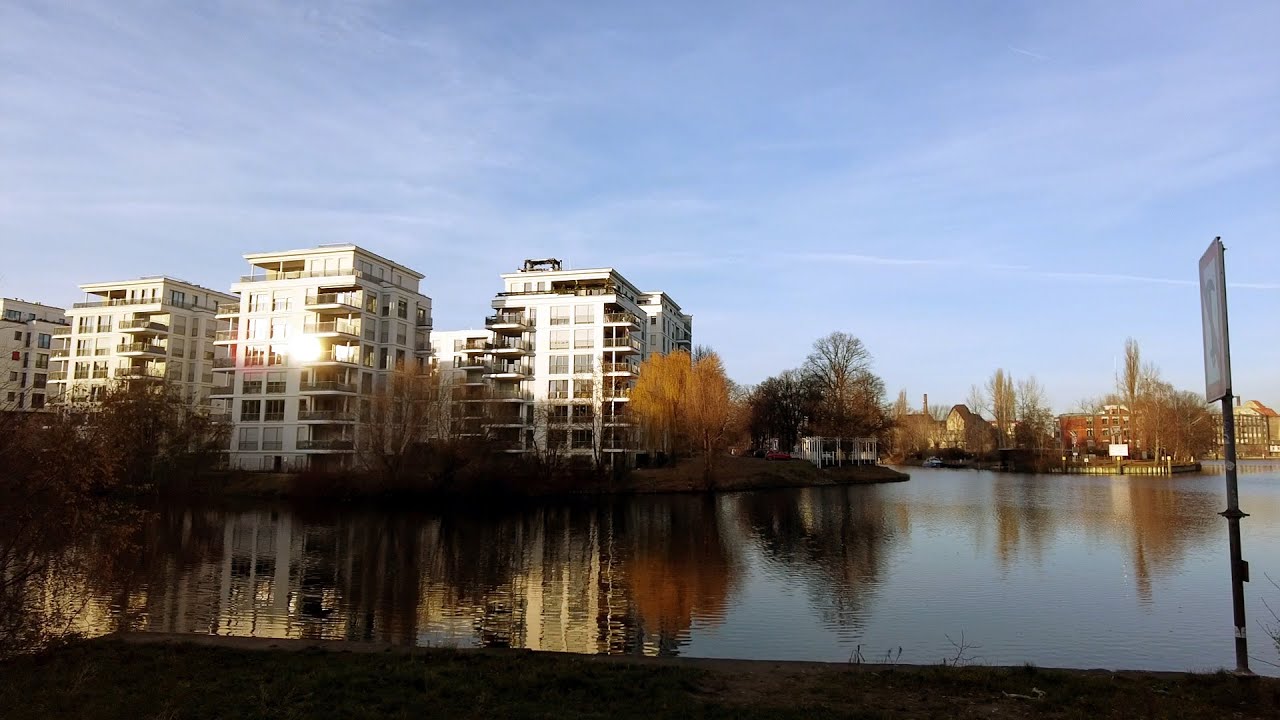 Walking Berlin: Charlottenburg (Charlottenburg  - Tiergarten, December 18, 2020)