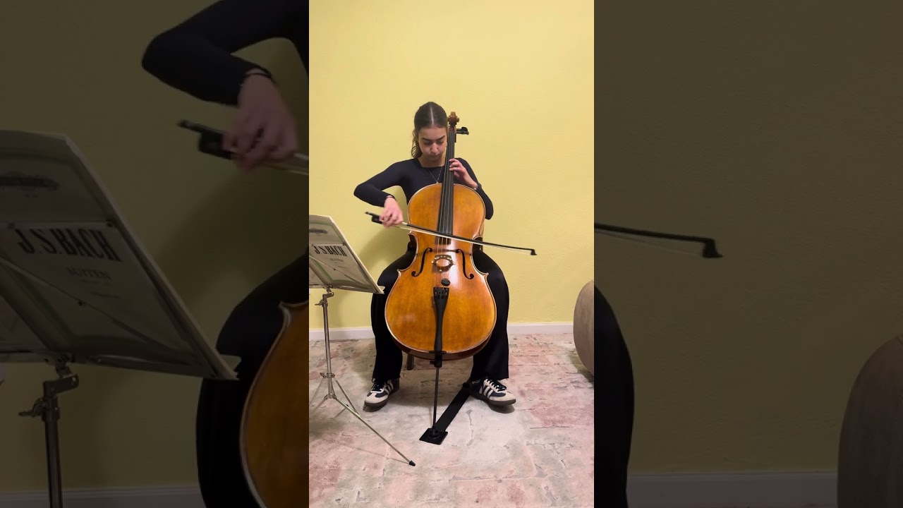 J.S.BACH: Suite nº2 - Praeludium