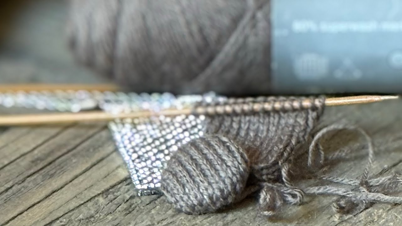 Créer un bouton recouvert en tricot assorti à votre ouvrage 
