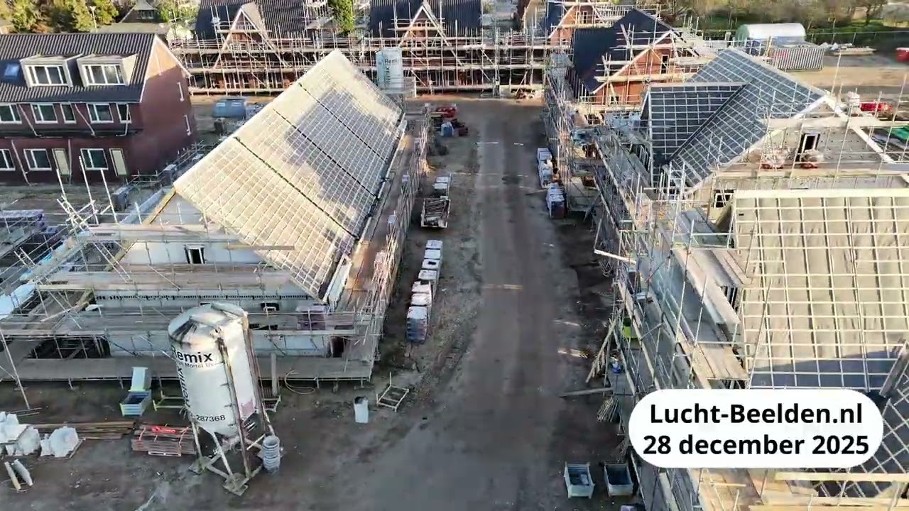 lucht-beelden.nl Bloessemgaarde Groessen Deel 6 - Voortgang van de bouw gevolgd vanuit de lucht.