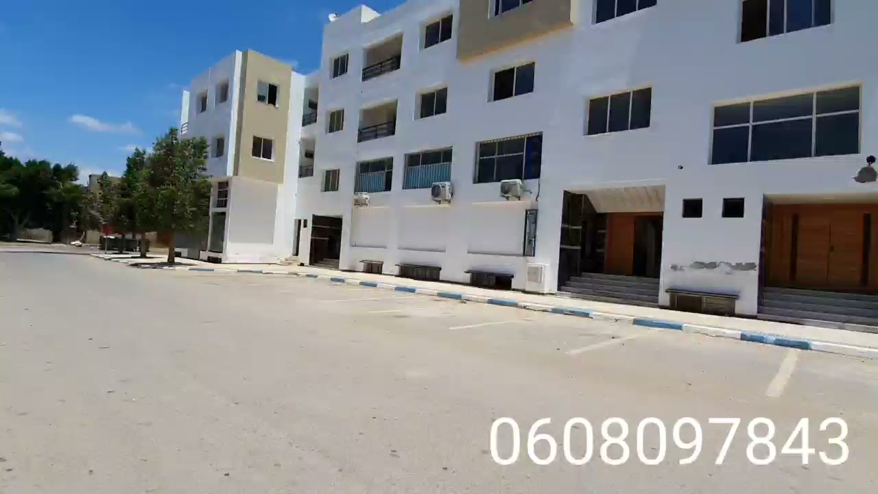 منزل للبيع بمدينة عين عودة ..R+2.موقع مميز ...80متر مربع ...الهاتف 0608097843