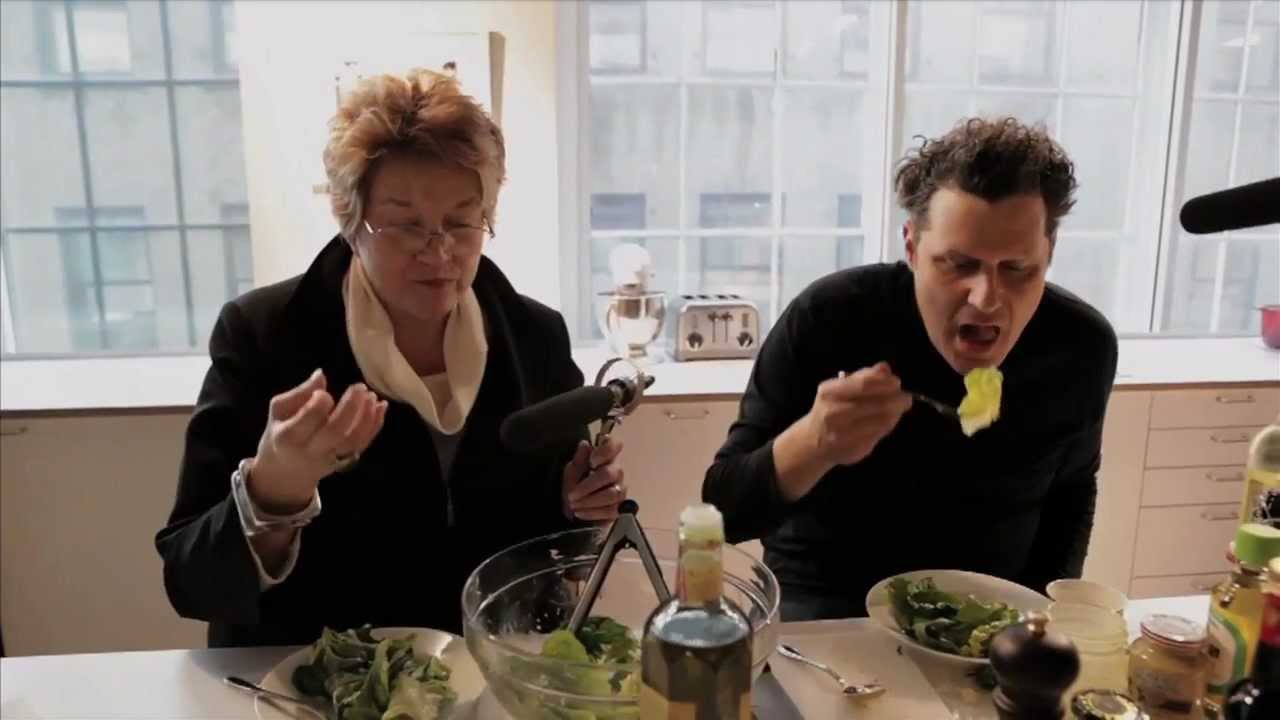 Isaac Mizrahi makes a vinaigrette