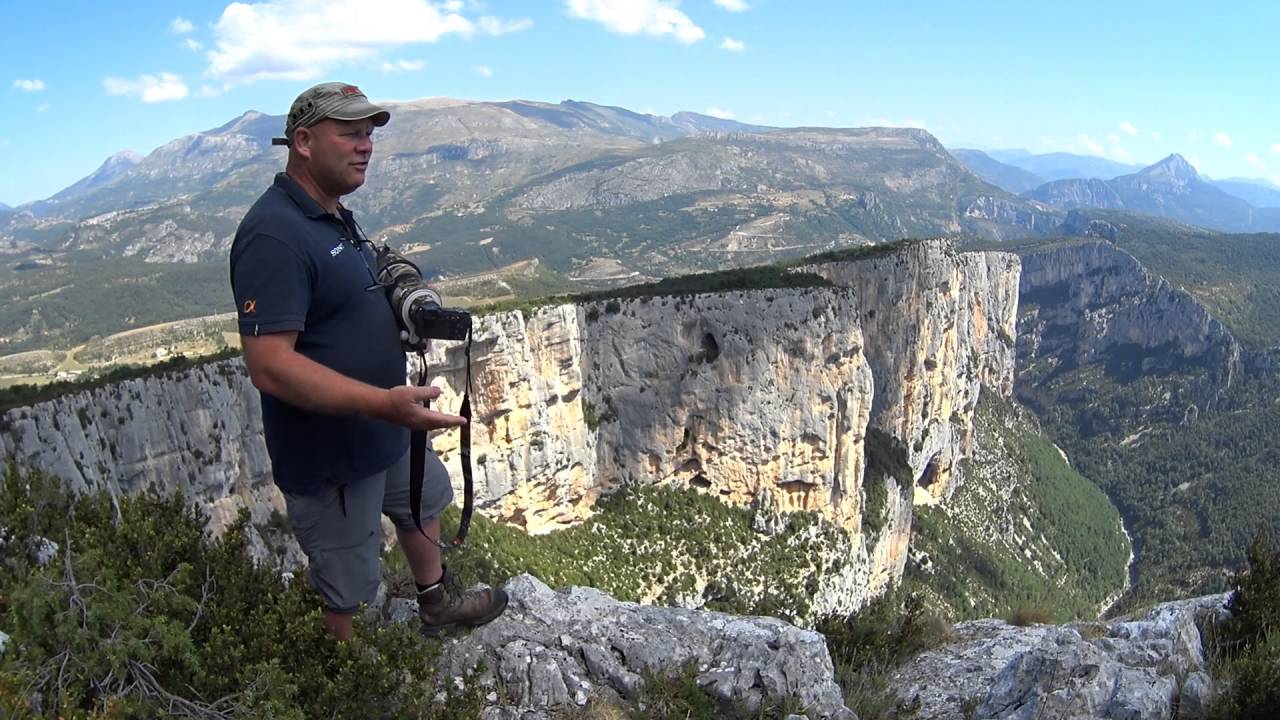 photographing vultures in the gorges du verdon with Gustav Kiburg