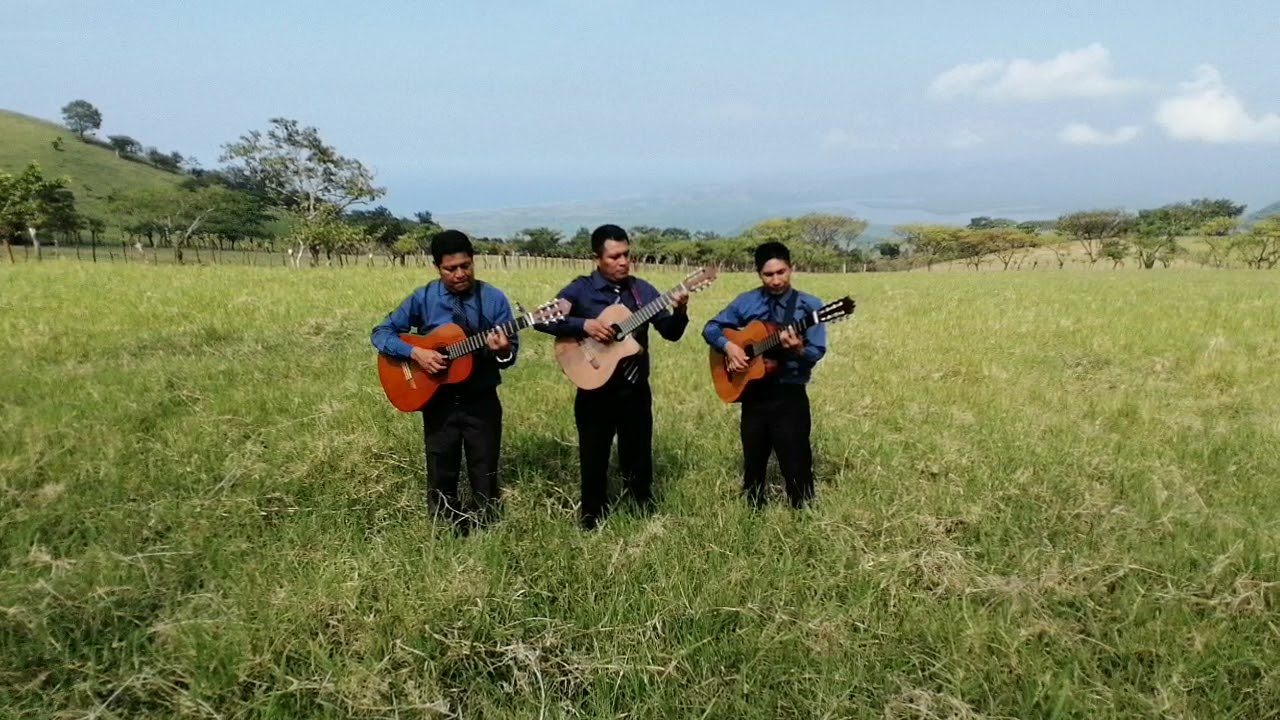 Trio voces de sion. Esfuerzate y se valiente