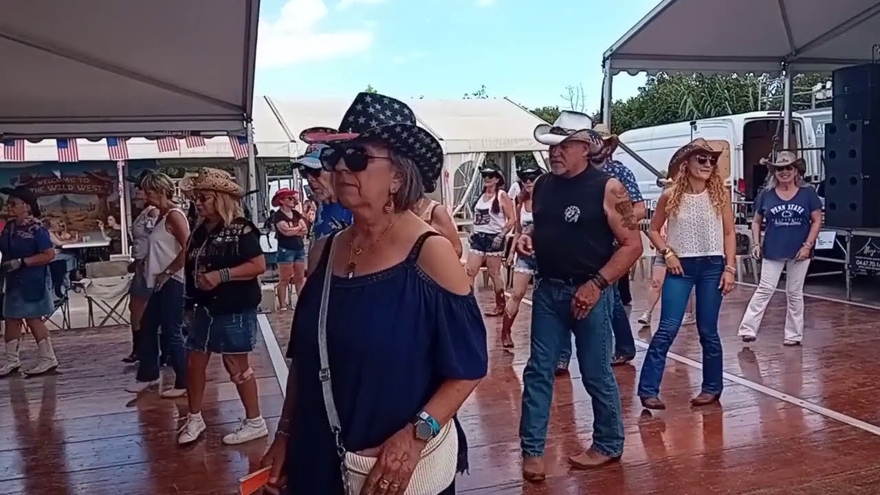 TROUBLE de Chrystel Arréou et Stephano Civa
