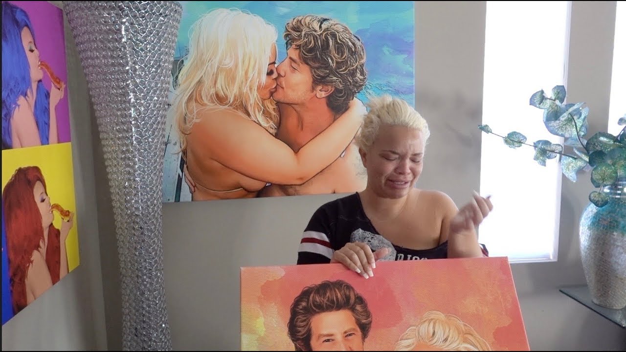 TAKING DOWN PHOTOS OF MY EX BOYFRIEND (EMOTIONAL)