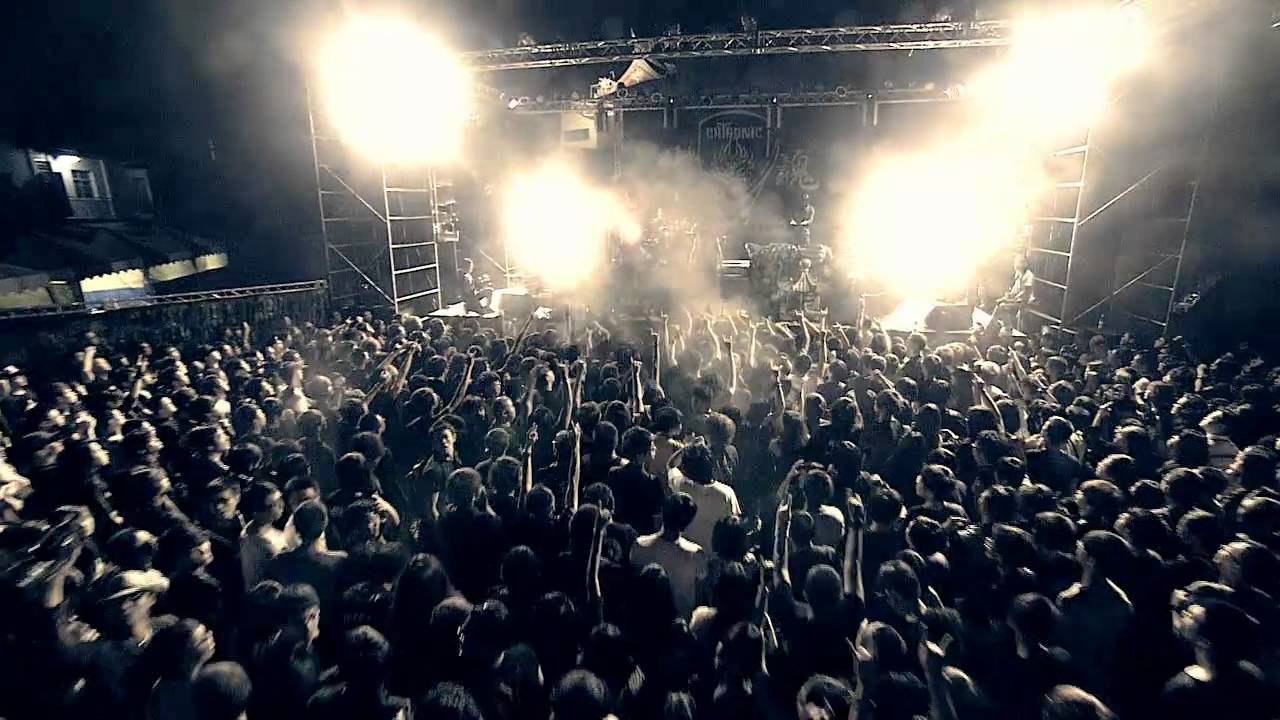 閃靈 [鎮魂醒靈寺] CHTHONIC - Quell the Souls in Sing Ling Temple - Official Video