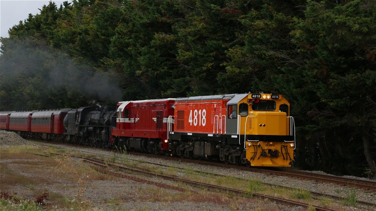 Steam Incorporated | Art Deco 2025 - Kapiti Bound (4K)