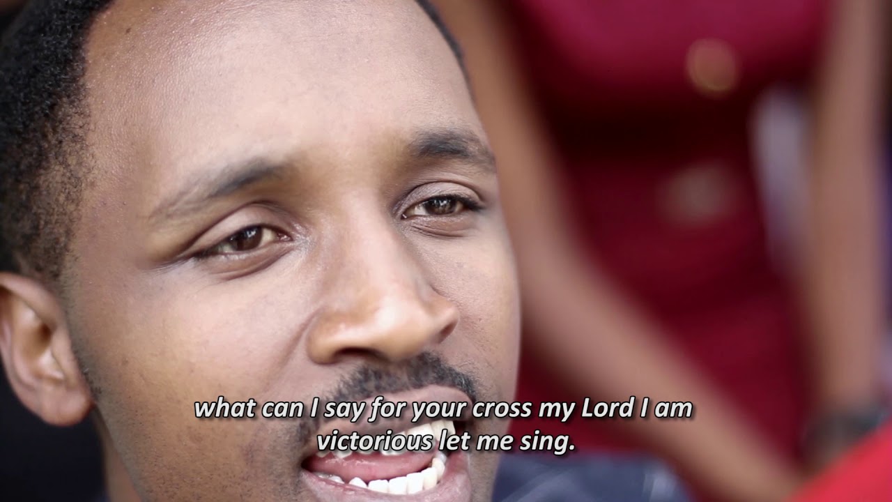 Ku musaraba by Dukumbuyijuru Family Choir