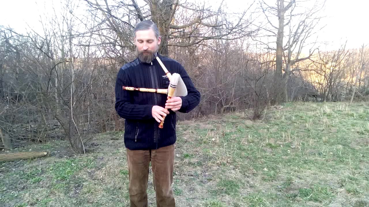 S&auml;ckpipa - Vals fr&aring;n Enviken (Swedish bagpipes)