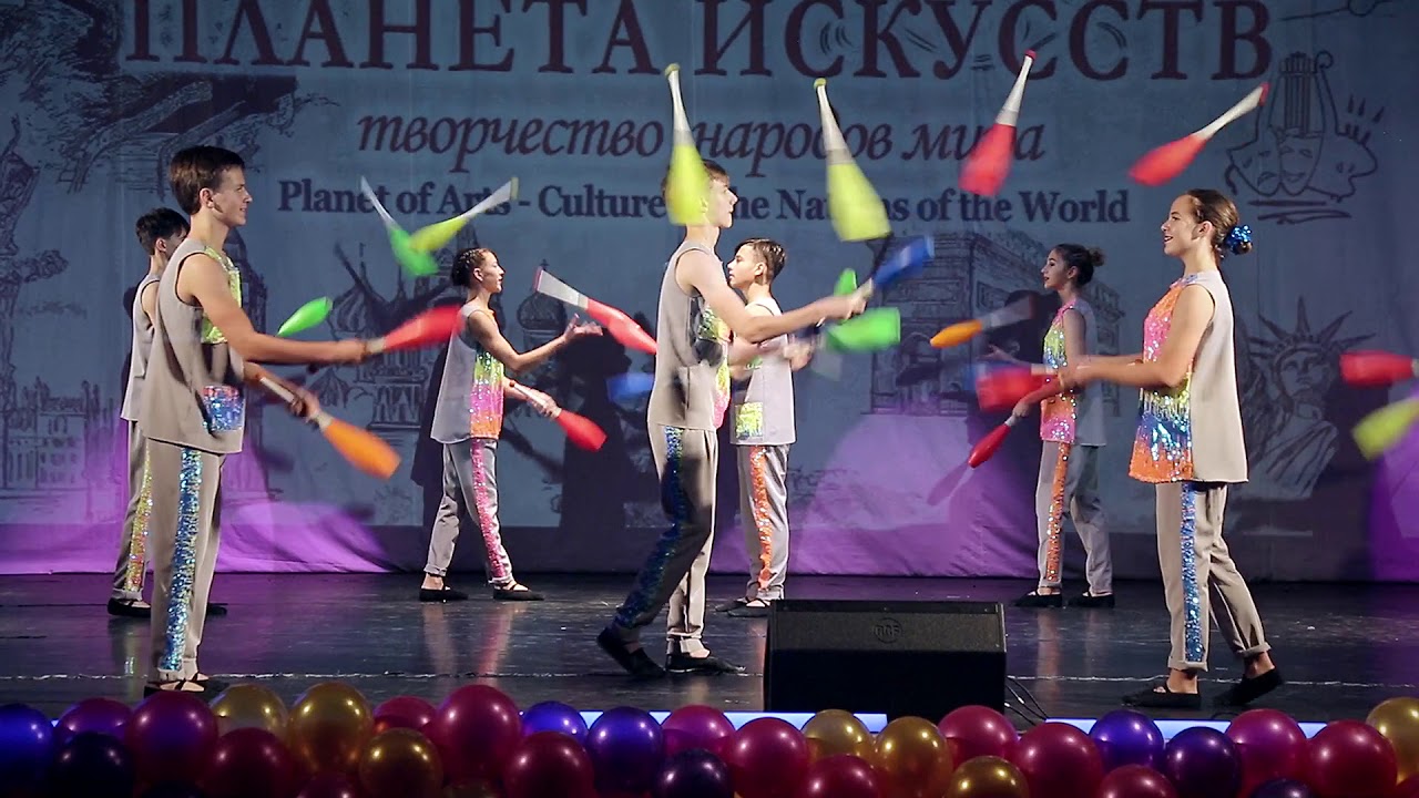 Групповое жонглирование булавами 2019 год