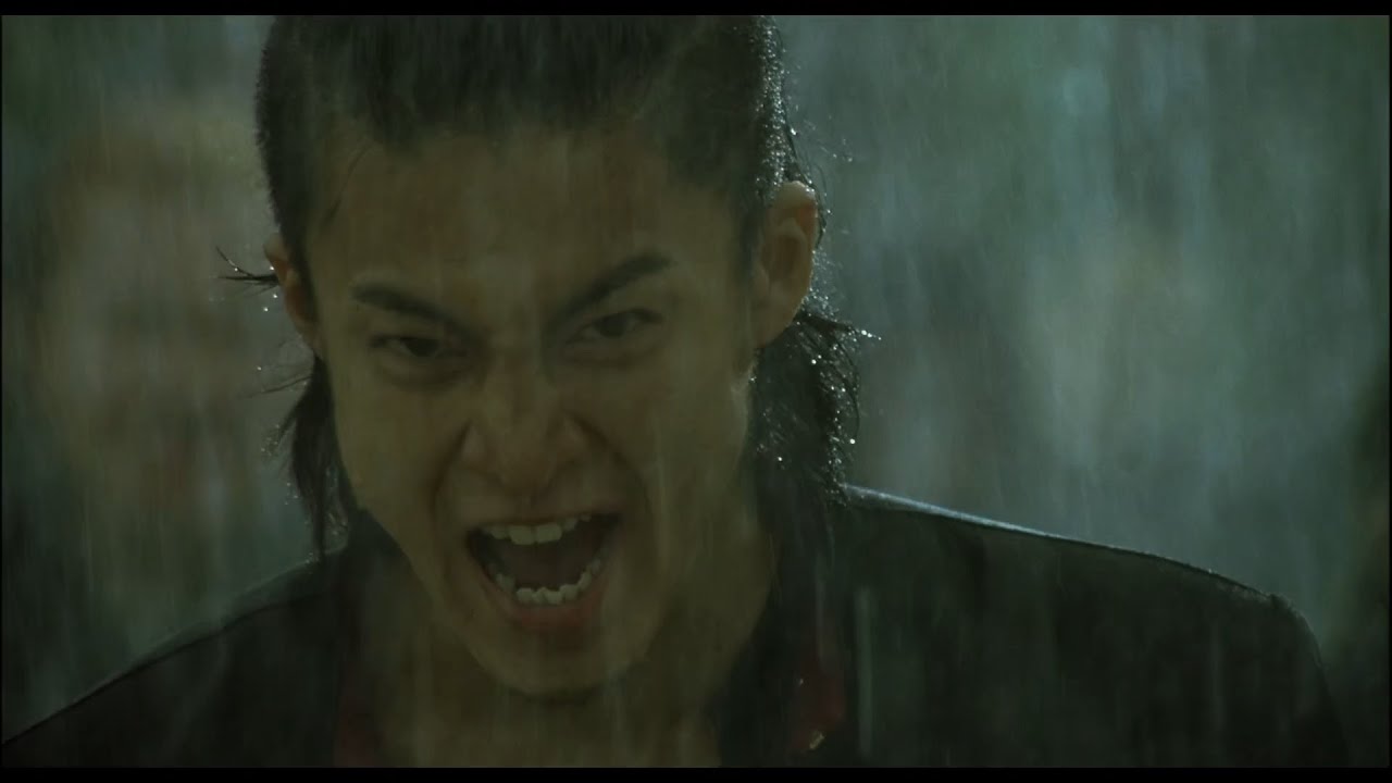 Opera&ccedil;&atilde;o Corvo (Crows Zero) - Legendado em Portugu&ecirc;s (2007)
