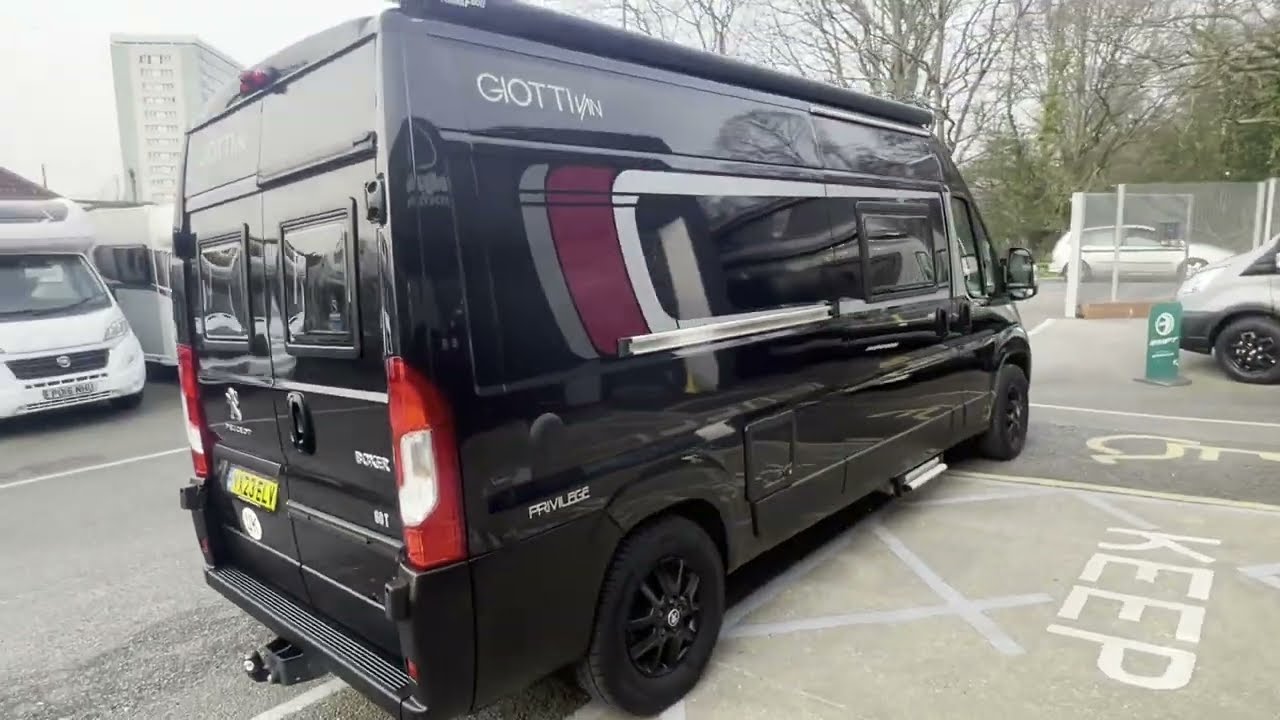 Dolphin Motorhomes - Rapido Giottiline Privilege 60T