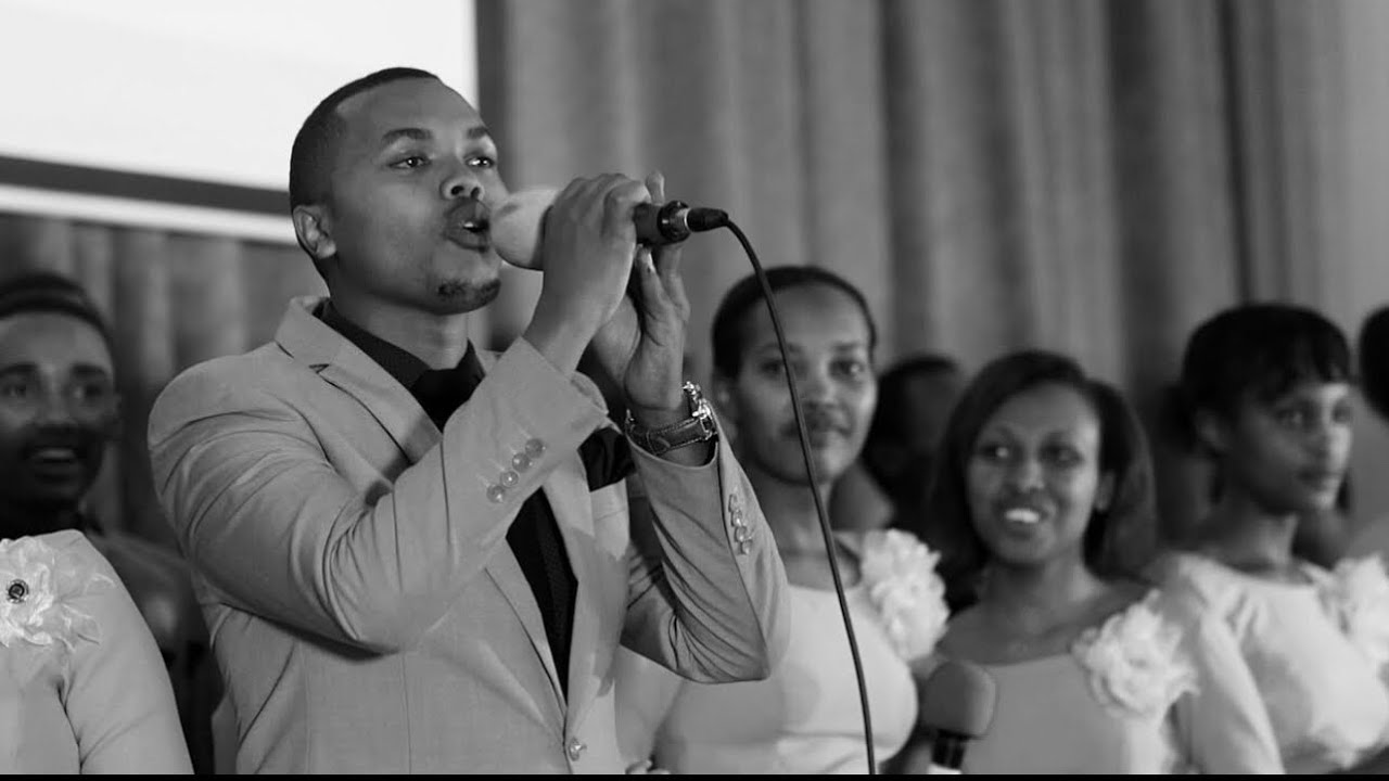 Isi Yaranduye by Perle De Vie (Official Video lyrics)