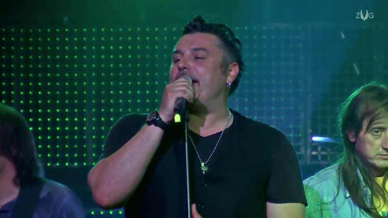 Z&aacute;vodi 50 Hang: Sing-Sing &eacute;s Irigy H&oacute;naljmirigy - Hal&aacute;l a m&aacute;jra/Any&aacute;ddal j&aacute;rtam (2014)