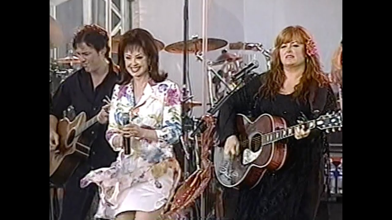 The Judds - Freedom Over Texas Independence Day Concert (2004)