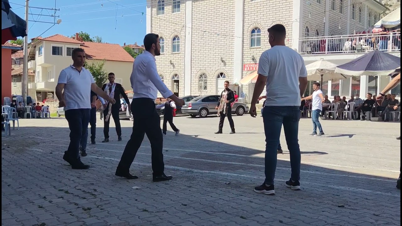 İsa Başağa - Oyun Havası Domaniç Saruhanlar
