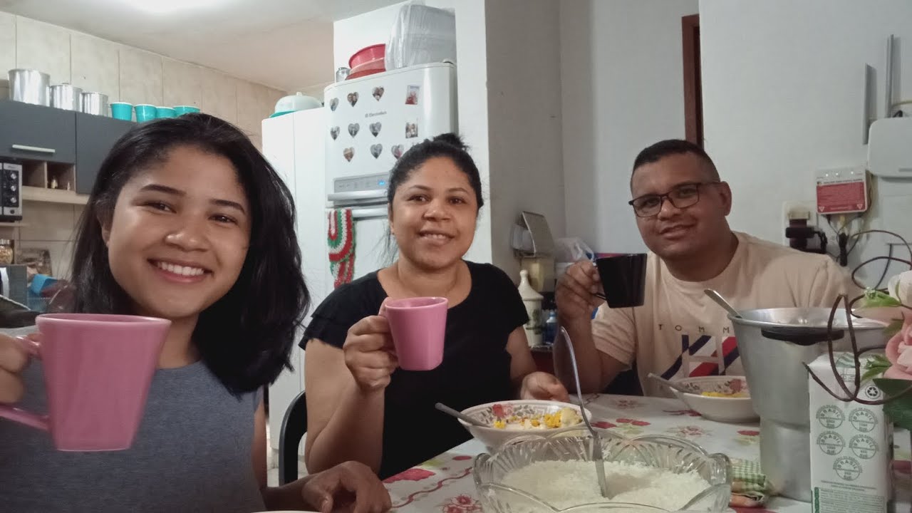 Ida ao mercado, e café da tarde com cuscuz✨