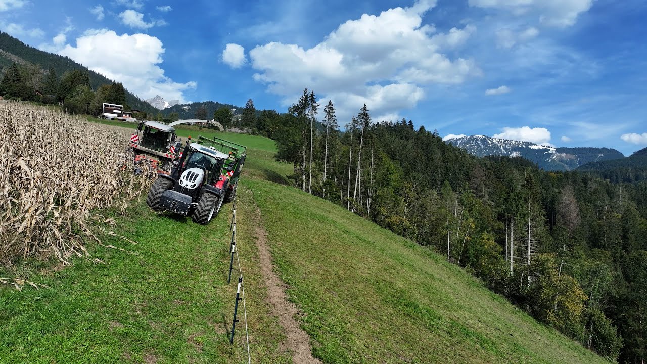 Maisernte am Abgrund | Claas Jaguar, Steyr Absolut, Valtra T, Krone GX 440, Fliegl, Göweil, Liebherr