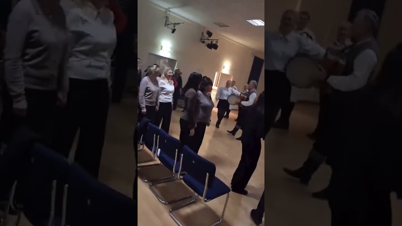 Liaudiškų šokių ir dainų pamokos