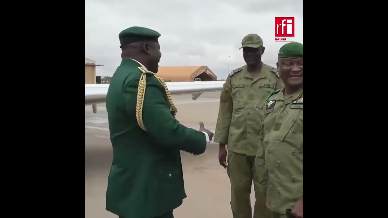 Yadda sojojin Nijar suka tarbi Babban Hafsan Najeriya, Janar Christopher Musa… • RFI Hausa